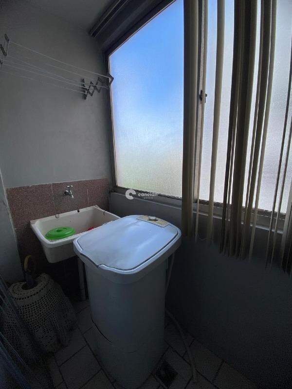 Apartamento à venda no Menino Jesus: 