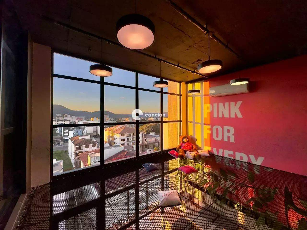 Apartamento para aluguel no Camobi: 