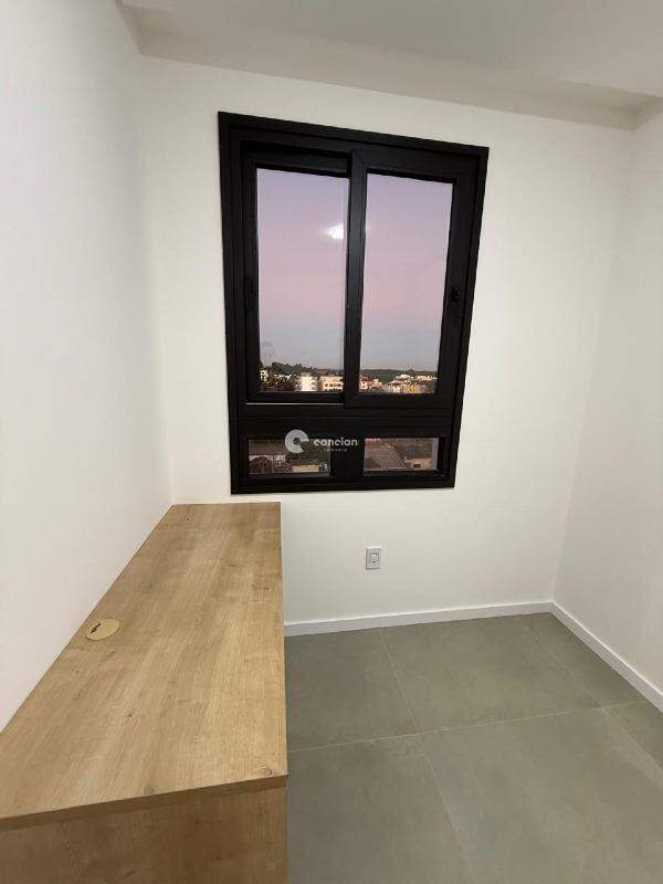 Apartamento para aluguel no Camobi: 