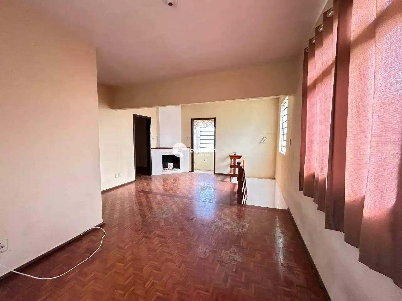 Casa para aluguel no Nossa Senhora das Dores: 