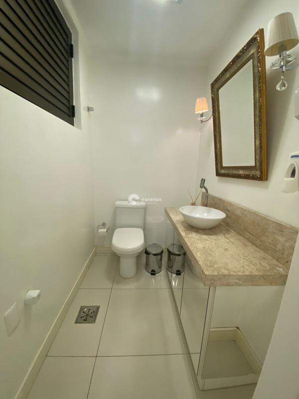 Sala Comercial para aluguel no Centro: 