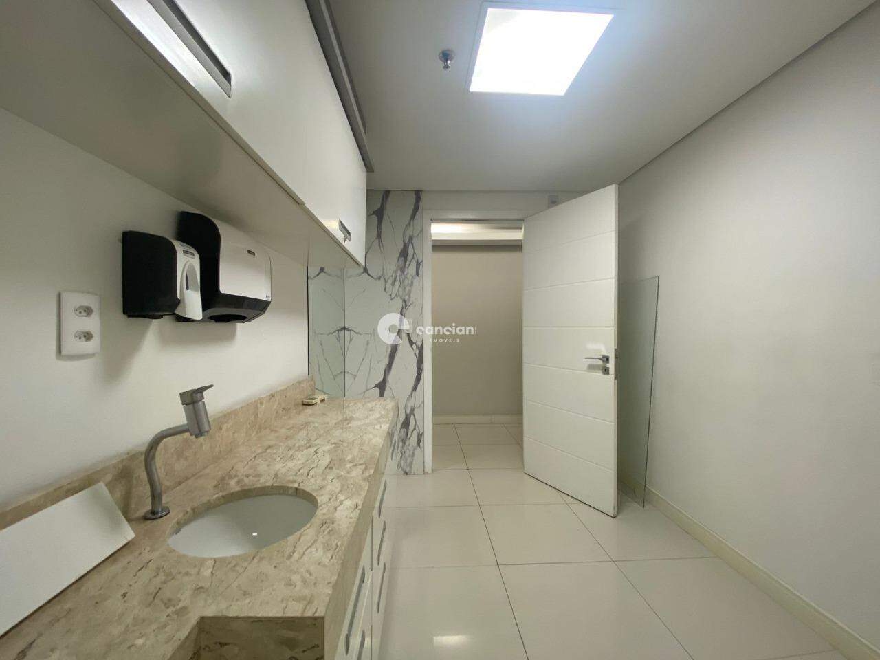 Sala Comercial para aluguel no Centro: 