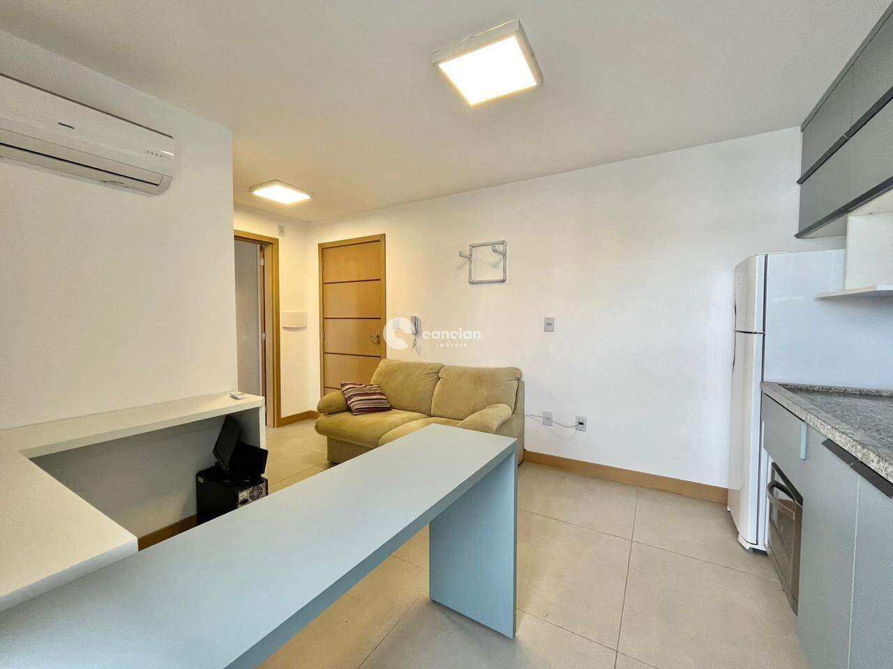 Apartamento para aluguel no Centro: 