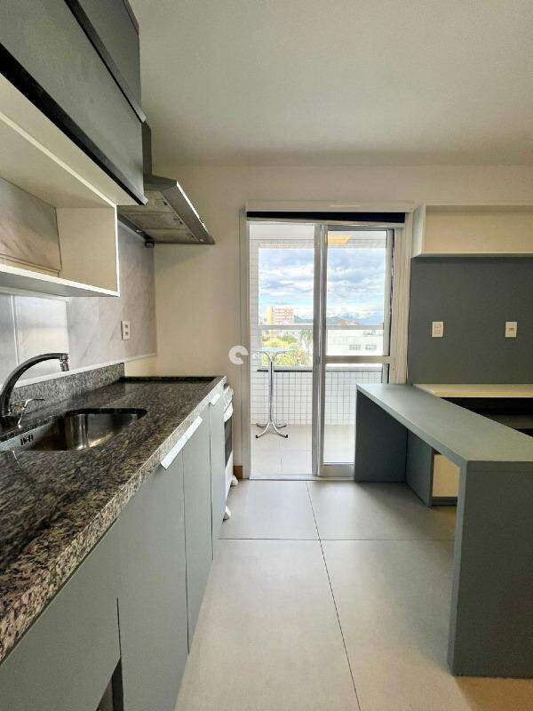 Apartamento para aluguel no Centro: 