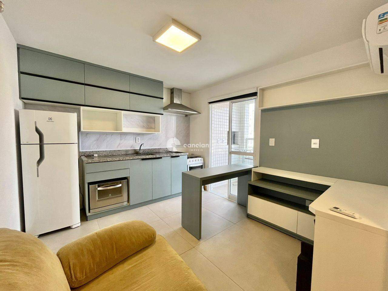 Apartamento para aluguel no Centro: 