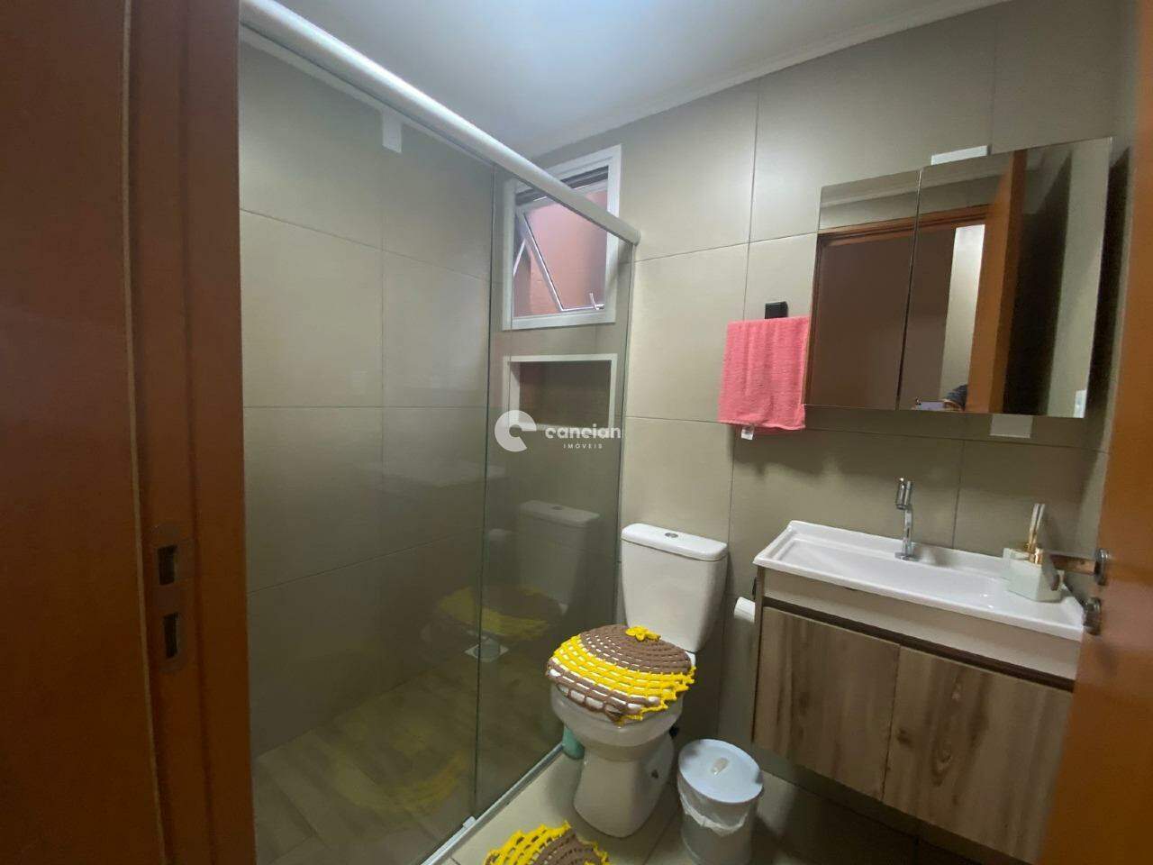 Casa à venda no Camobi: 
