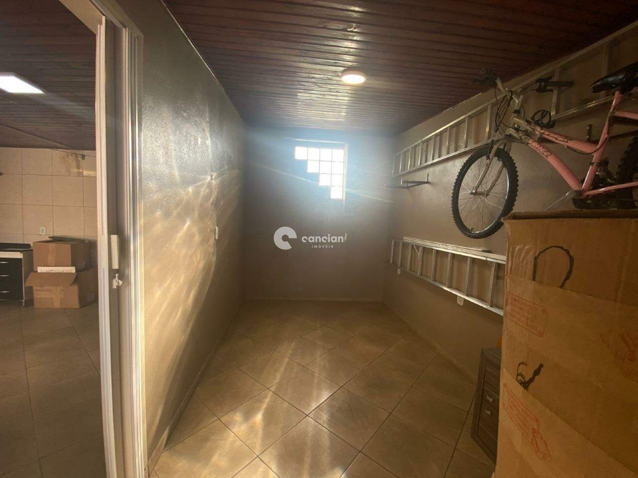 Casa à venda no Camobi: 