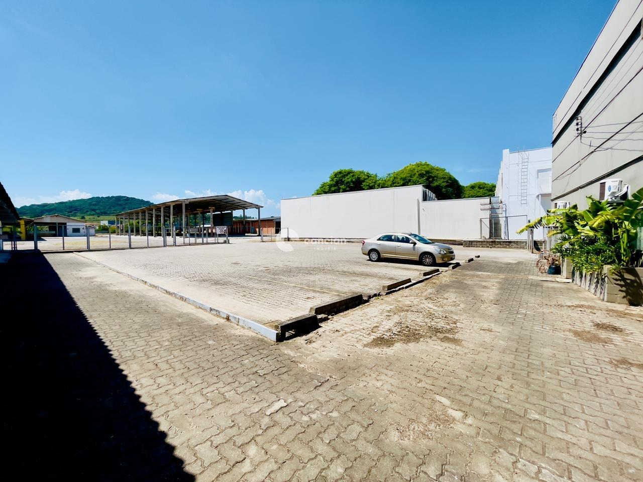 Pavilhão para aluguel no Nossa Senhora Medianeira: 