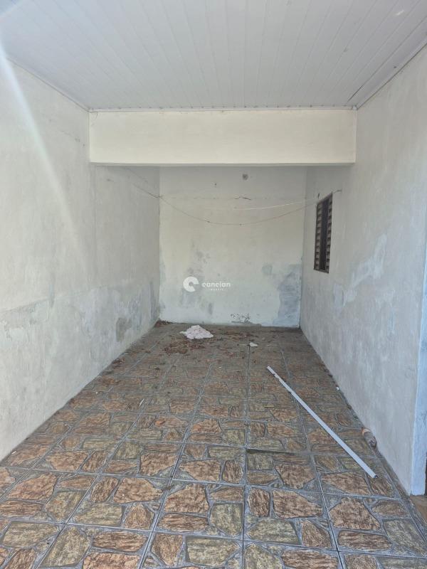 Casa à venda no Tancredo Neves: 