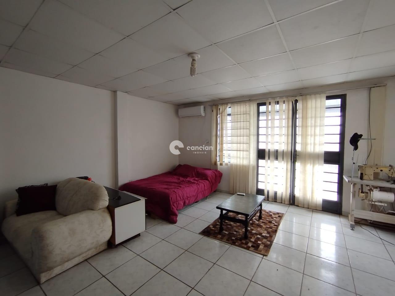 Casa à venda no Centro: 