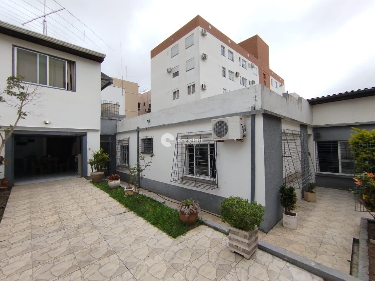 Casa à venda no Centro: 