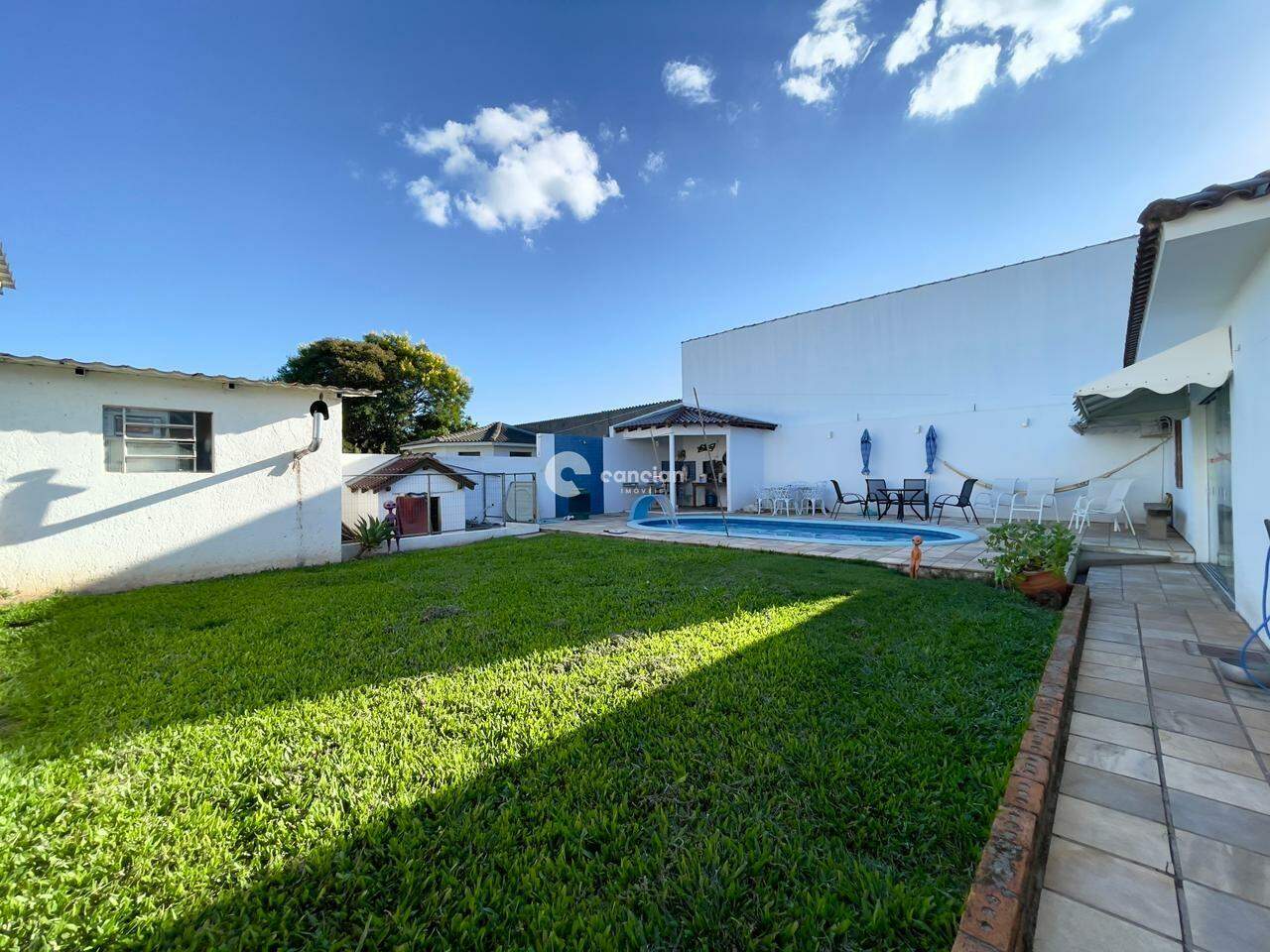 Casa para aluguel no Pé de Plátano: 