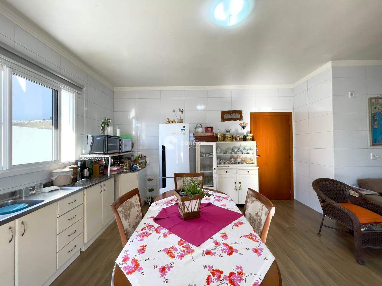 Casa para aluguel no Pé de Plátano: 