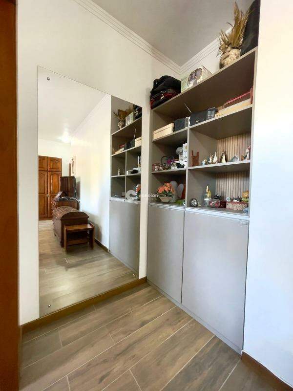 Casa para aluguel no Pé de Plátano: 