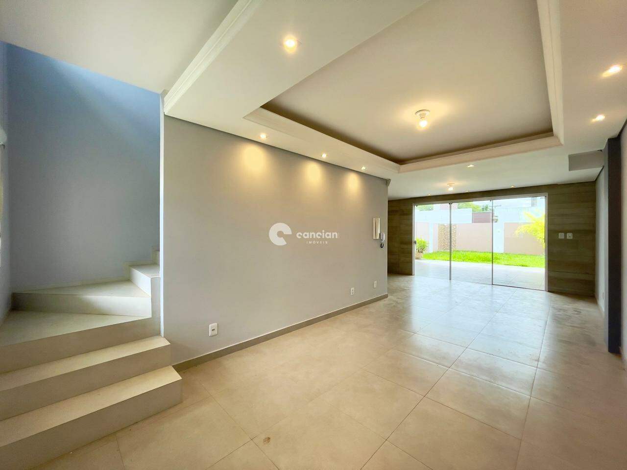 Casa para aluguel no Camobi: 