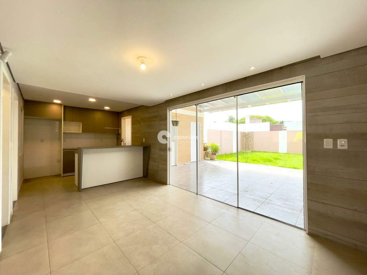 Casa para aluguel no Camobi: 