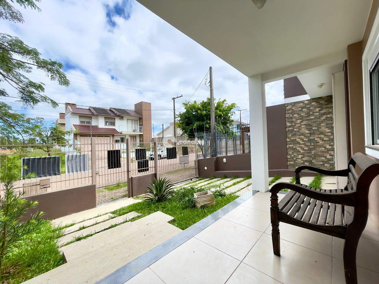 Casa para aluguel no Camobi: 