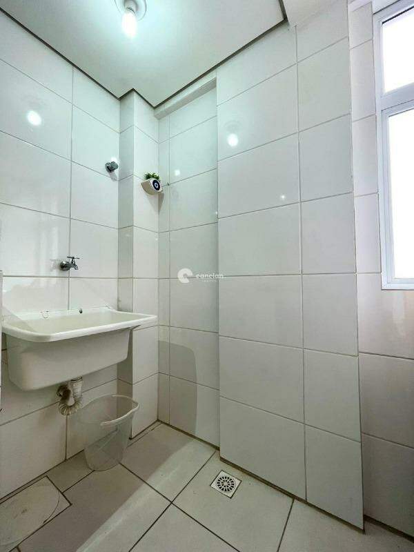 Apartamento para aluguel no Nossa Senhora do Rosário: 