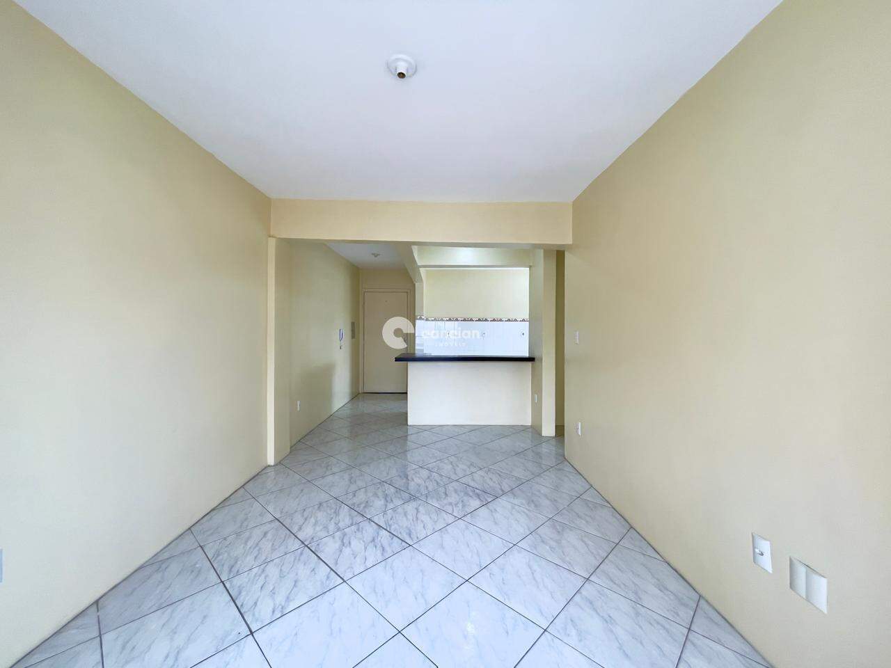 Apartamento para aluguel no Nossa Senhora do Rosário: 