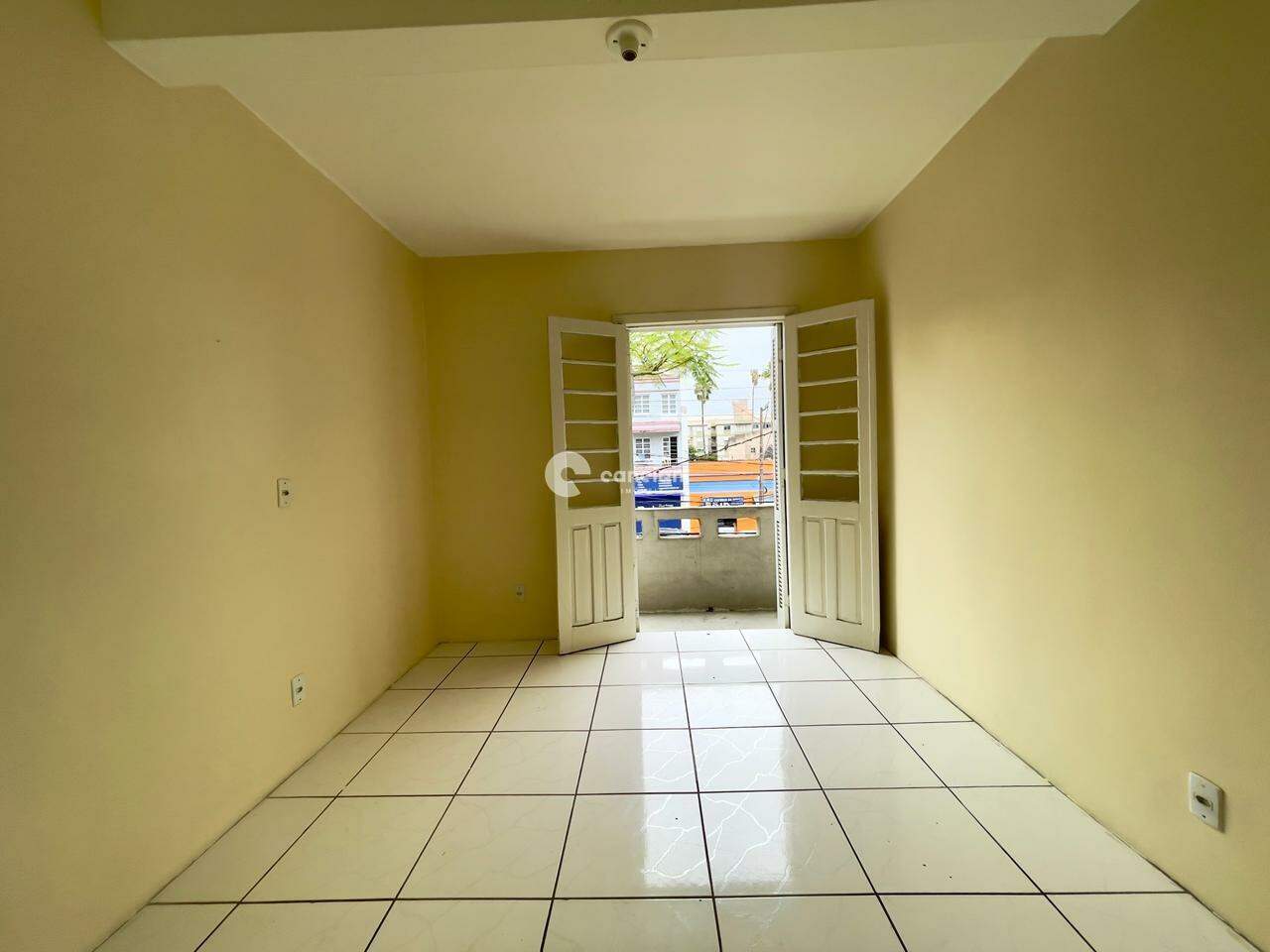 Apartamento para aluguel no Centro: 