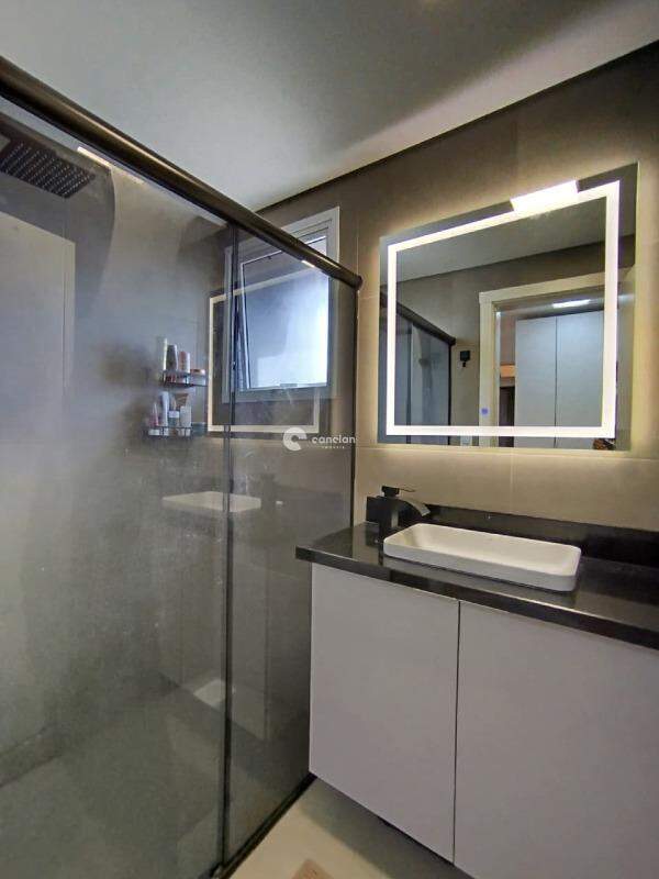 Apartamento à venda no Km 3: 