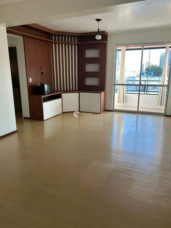 Apartamento à venda no Nossa Senhora das Dores: 