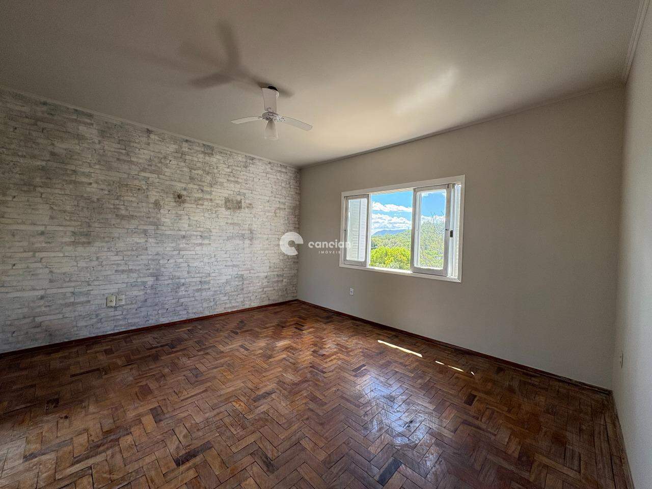 Sobrado à venda no Km 3: 