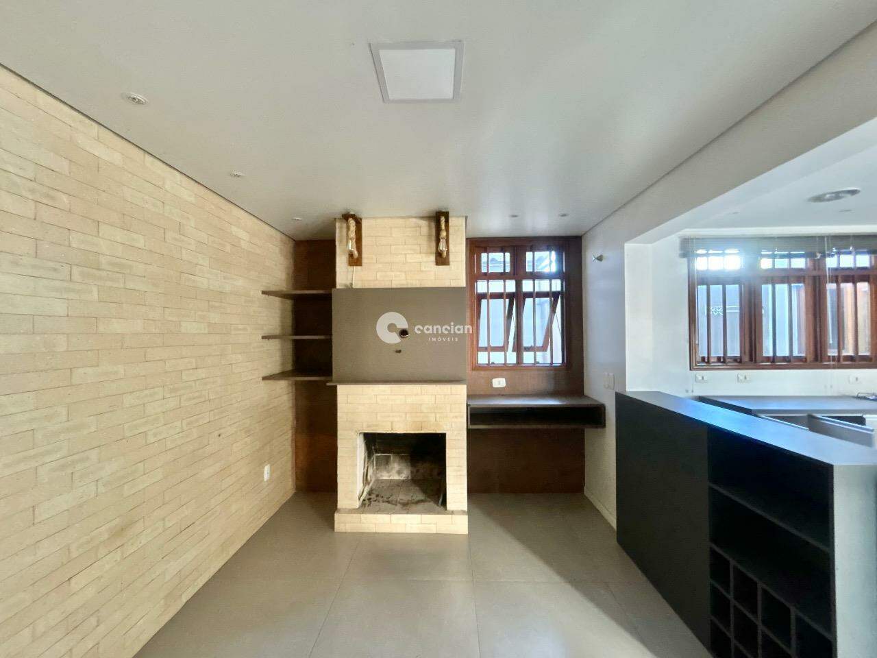 Casa à venda no Camobi: 