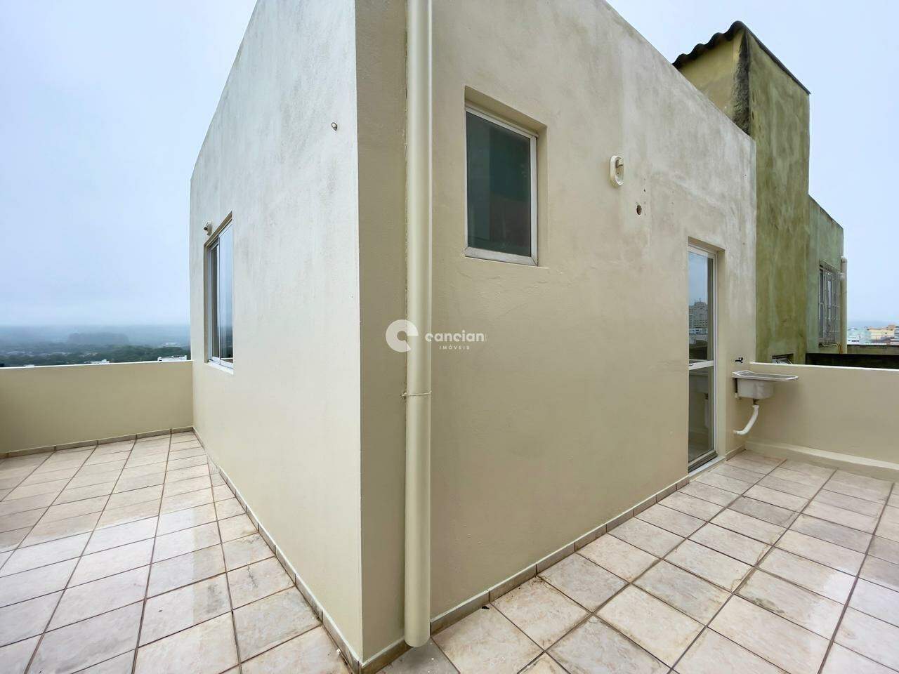 Kitnet para aluguel no Nossa Senhora do Rosário: 