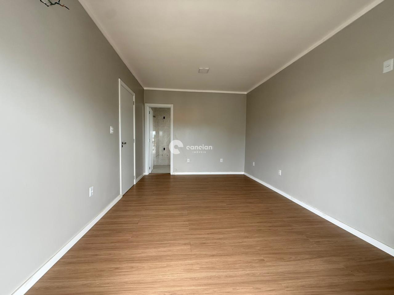 Casa à venda no Tomazetti: