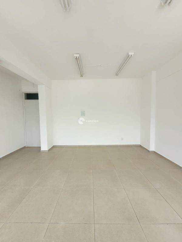 Sala Comercial para aluguel no Centro: 
