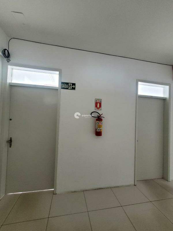 Sala Comercial para aluguel no Centro: 