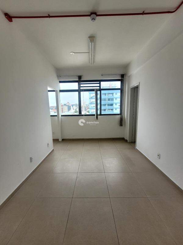 Sala Comercial para aluguel no Centro: 