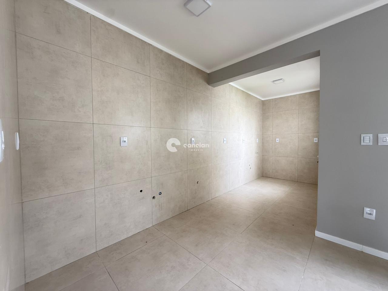 Casa à venda no Tomazetti: