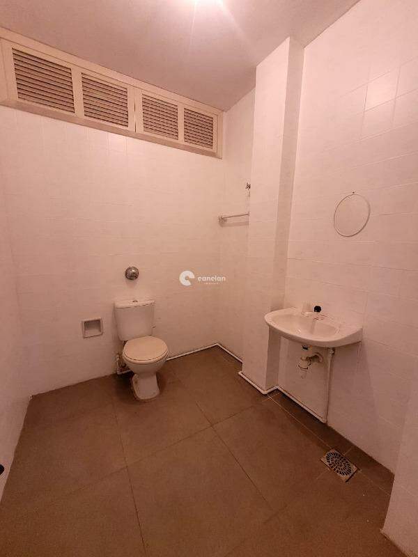 Sala Comercial para aluguel no Centro: 