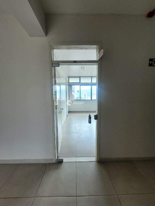 Sala Comercial para aluguel no Centro: 