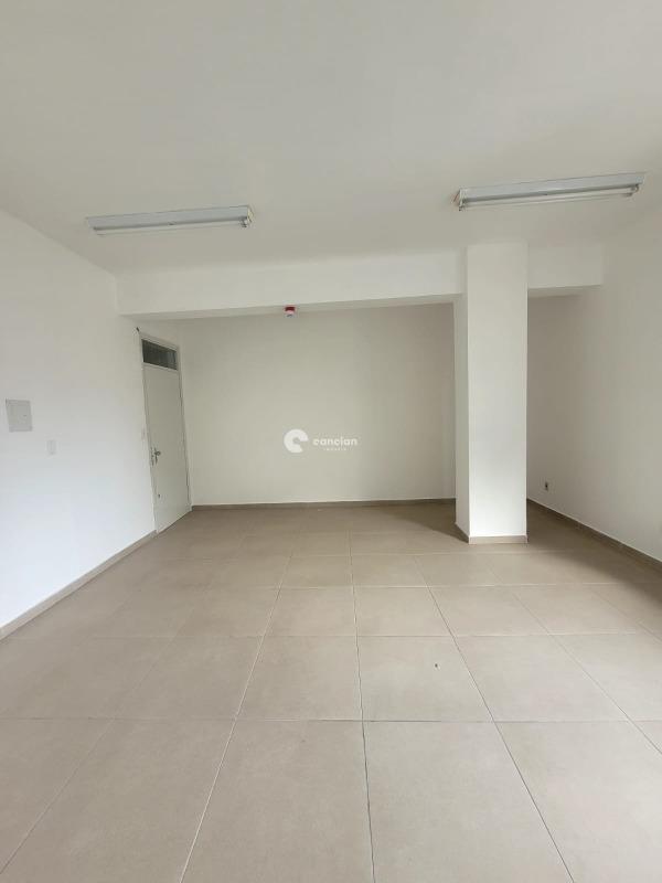 Sala Comercial para aluguel no Centro: 