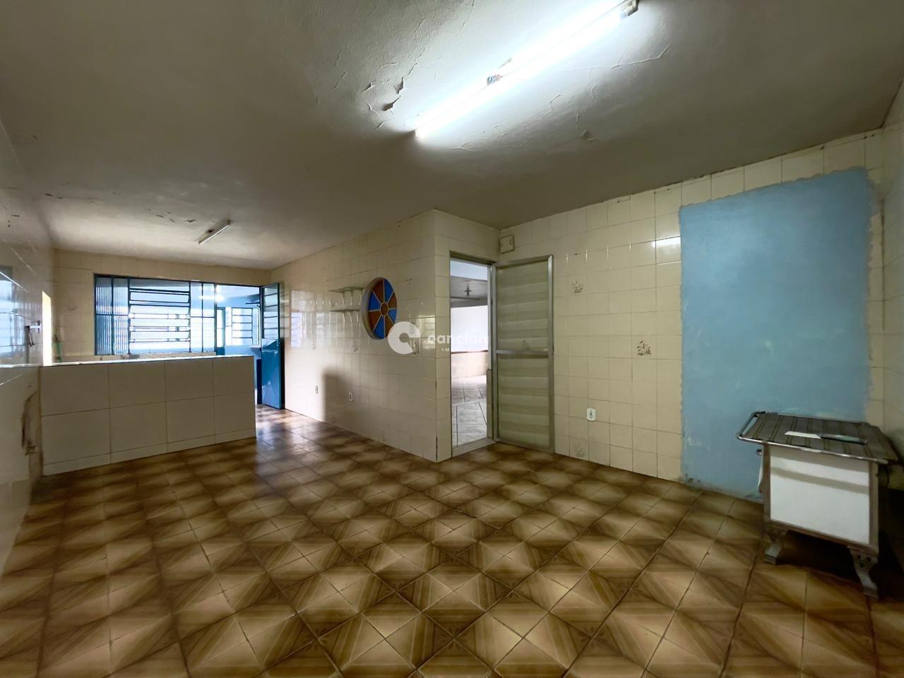 Casa para aluguel no Salgado Filho: