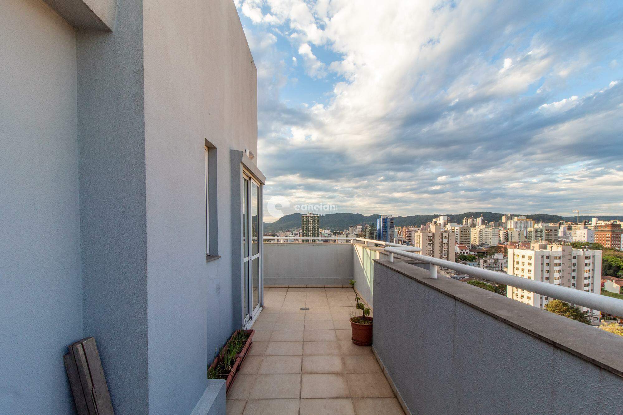 Cobertura para aluguel no Centro: 