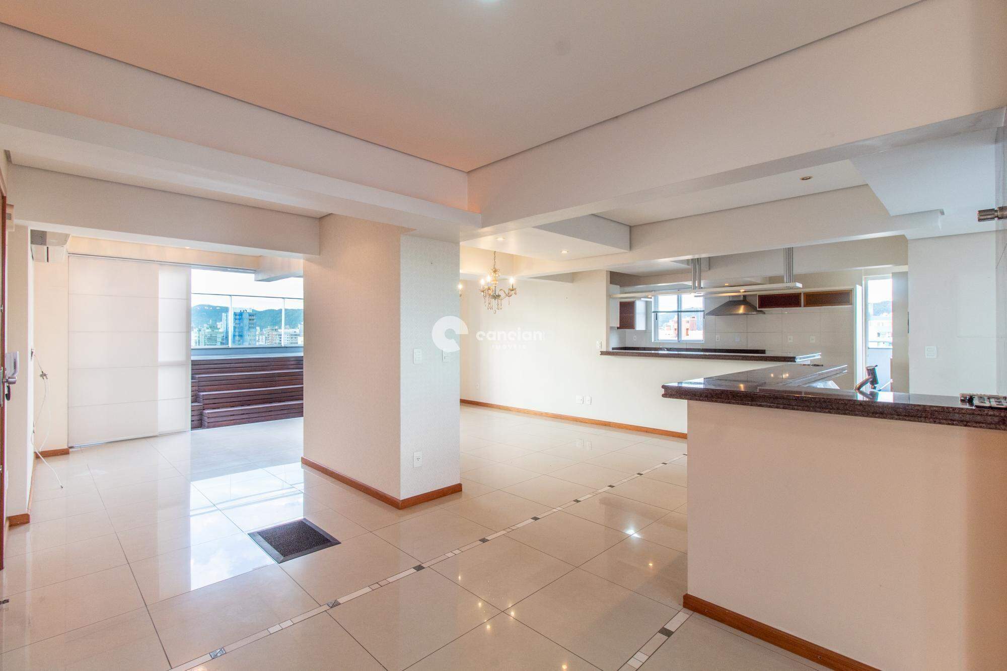 Cobertura para aluguel no Centro: 