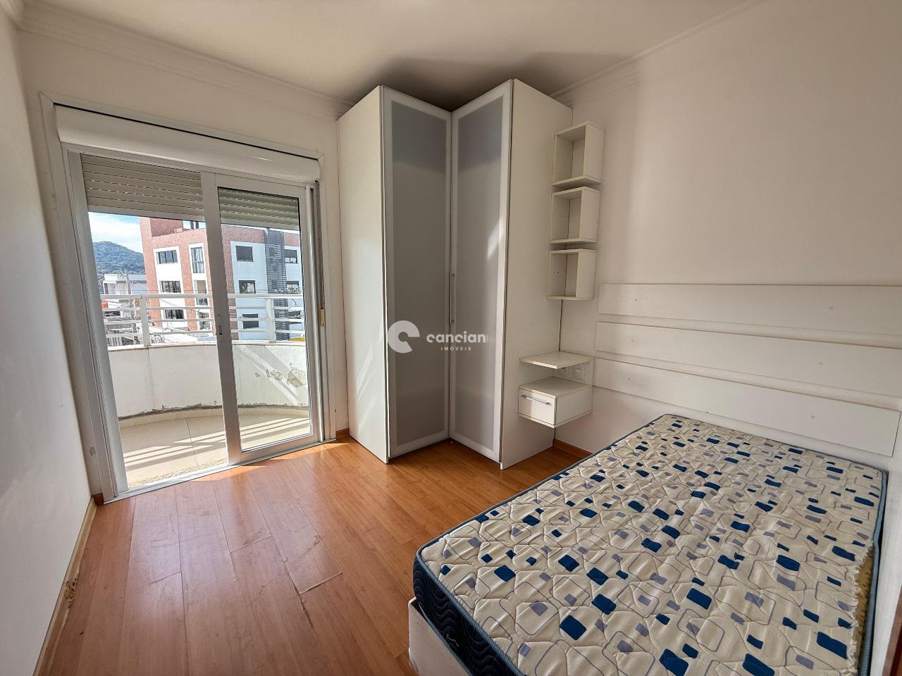 Apartamento à venda no Menino Jesus: