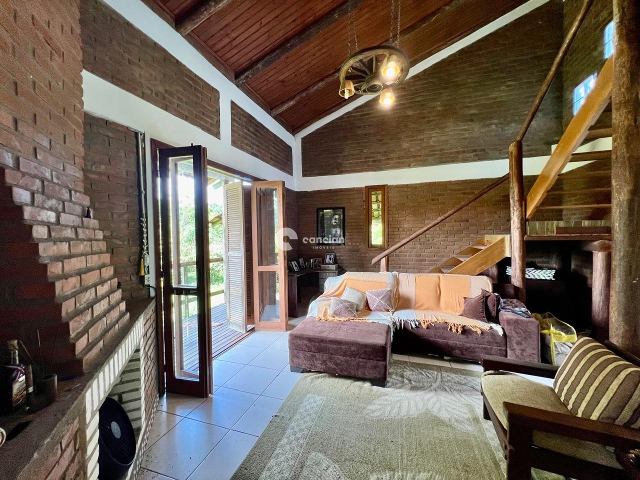 Casa à venda no Novo Pinhal: 