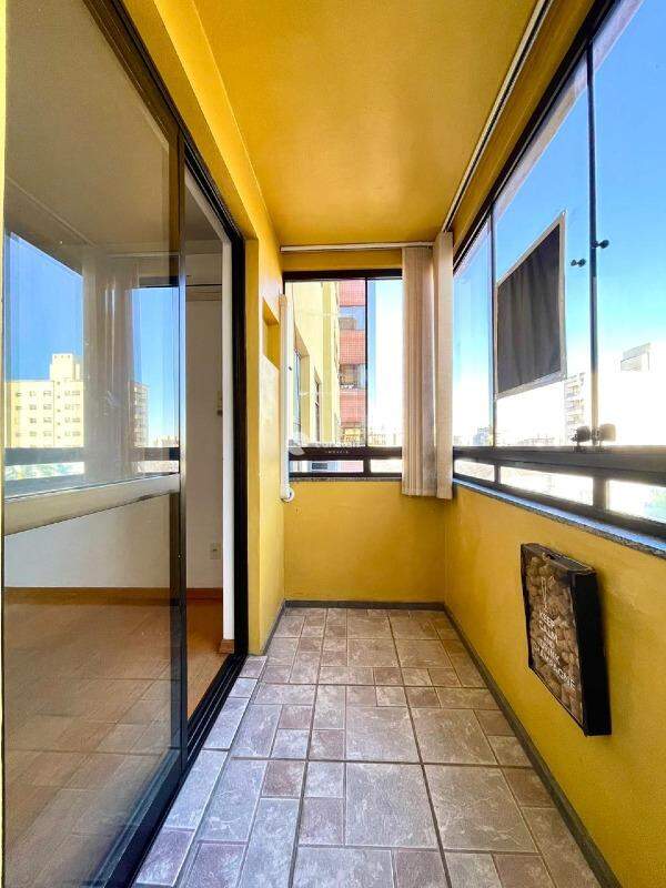Apartamento para aluguel no Centro: 