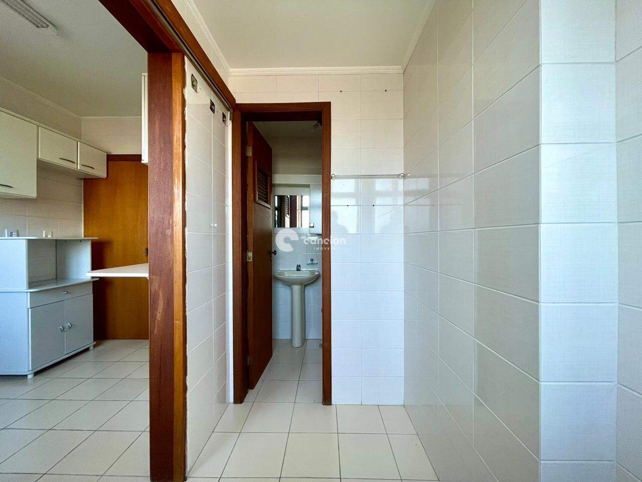 Apartamento para aluguel no Centro: 