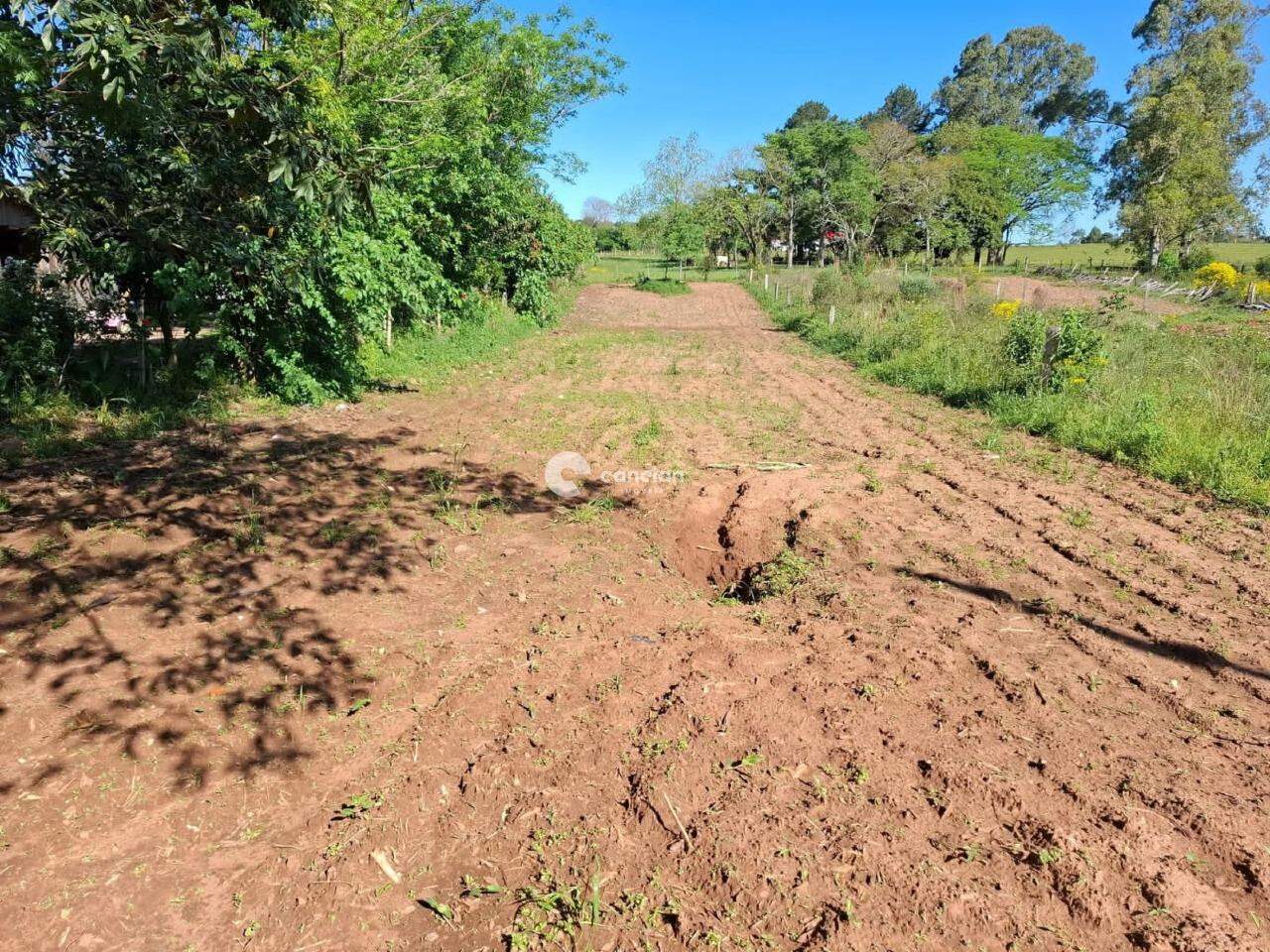 Terreno à venda no Passo das Tropas: 