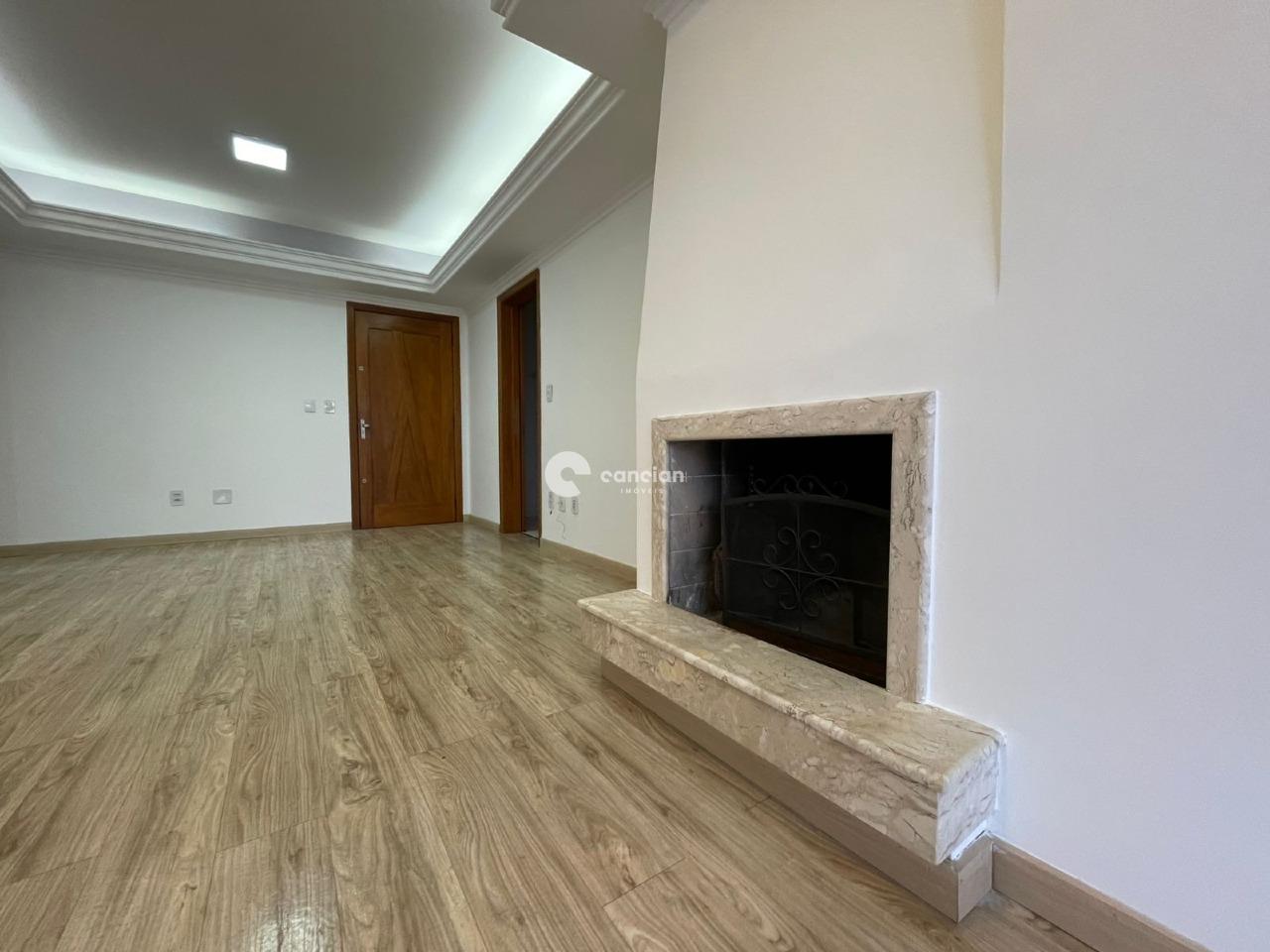 Apartamento à venda no Centro: lareira