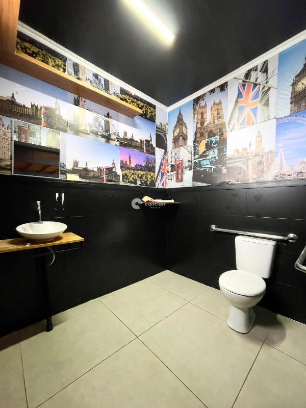 Pavilhão para aluguel no Camobi: 