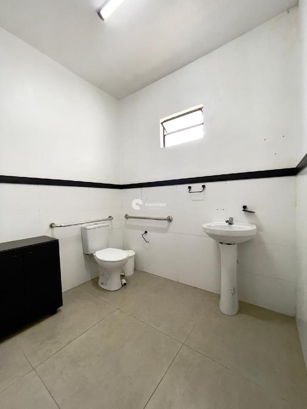 Pavilhão para aluguel no Camobi: 