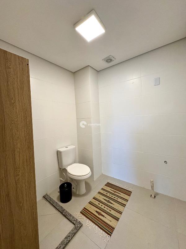 Apartamento à venda no Centro: Banheiro Social