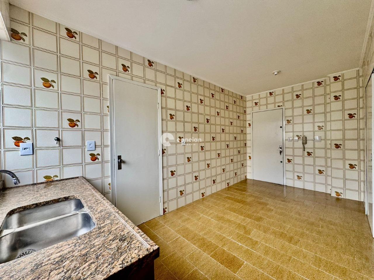 Apartamento para aluguel no Centro: 